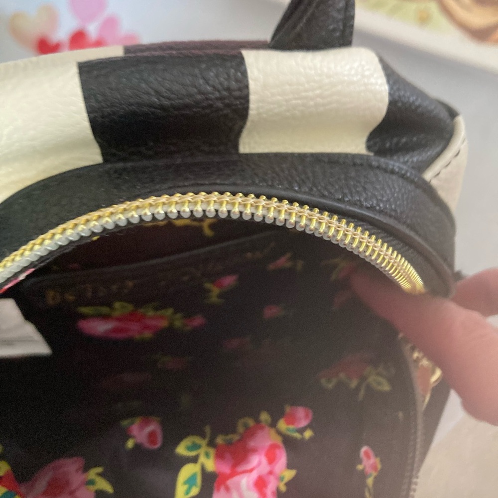 Betsey Johnson Sling Bag Purse